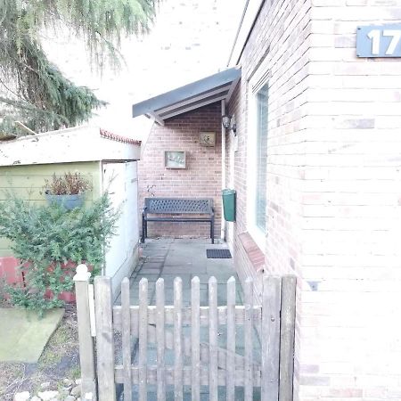 2-Room Apartment + 2 E-Bikes 阿尔克马尔 外观 照片