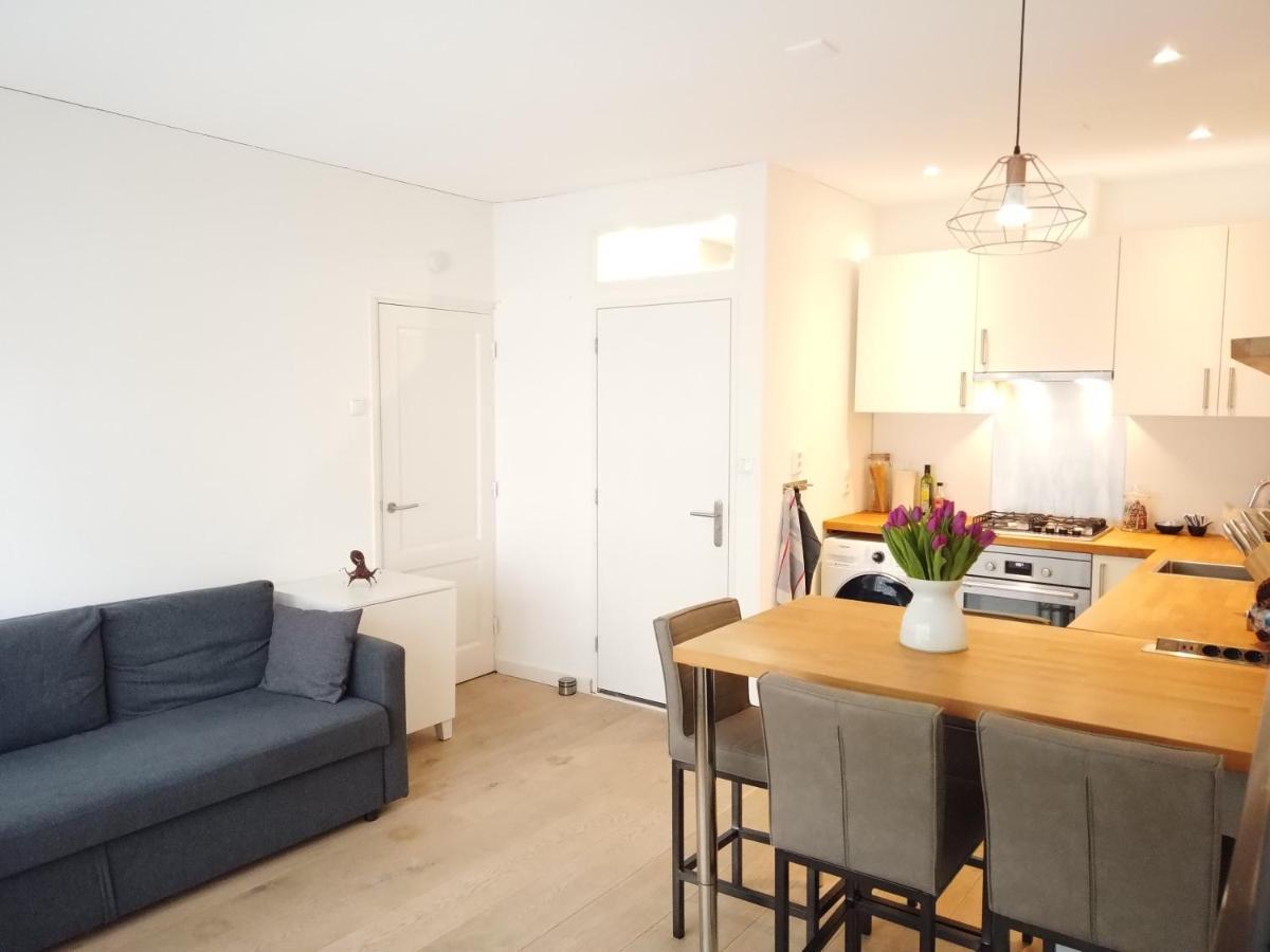 2-Room Apartment + 2 E-Bikes 阿尔克马尔 外观 照片